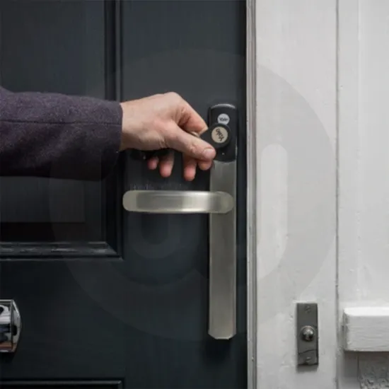 Yale Conexis L2 British Standard Smart Lock with Access Module and Hub