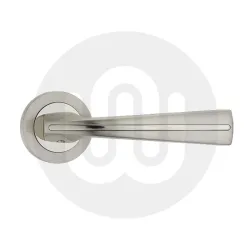 Monaco Lever Handle on Rose