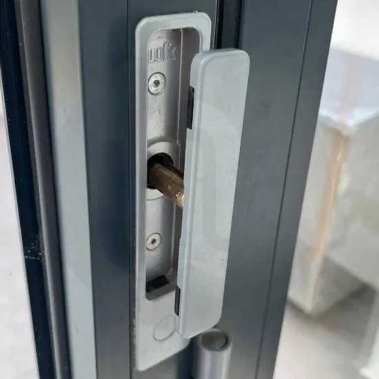 AluK F82 Pop-Out T-Handle